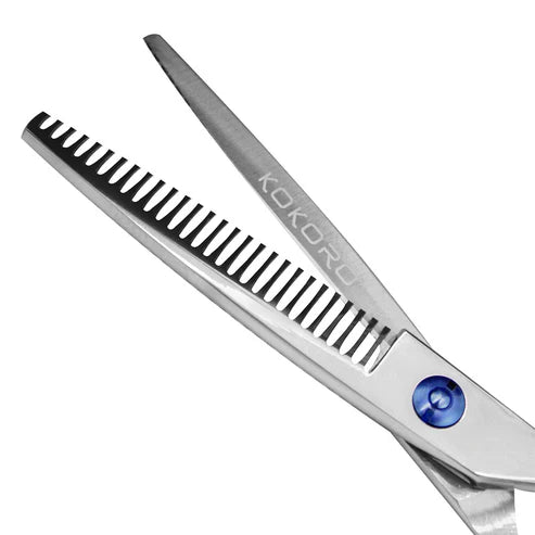 TIJERA KOKORO ESSENTIAL BLUE TEXTURA 5.5